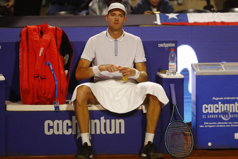 Nico Jarry arranca su aventura ante el argentino Camilo Ugo Carabelli - Créditos: Photosport