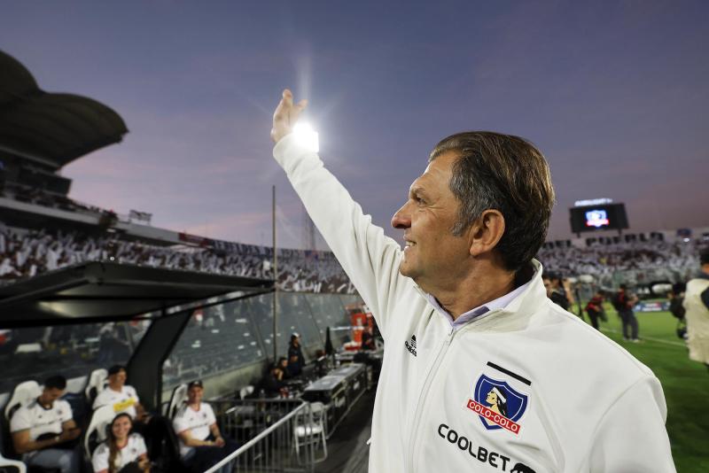 Aníbal Mosa entregó detalles de cómo sería el nuevo estadio de Colo Colo - Créditos: Photosport