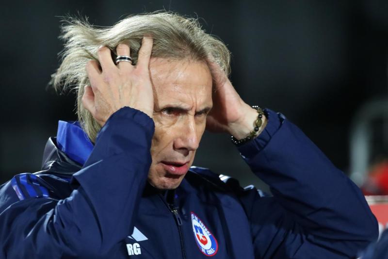 Ricardo Gareca ha tenido más de un dolor de cabeza para armar la formación de Chile - Créditos: Photosport