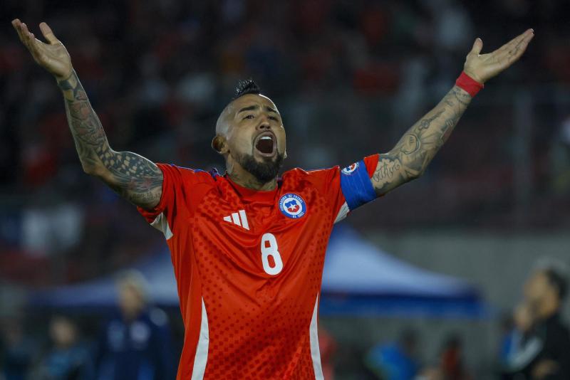 Arturo Vidal avisó que igual se presentará este martes en Juan Pinto Durán - Créditos: Photosport