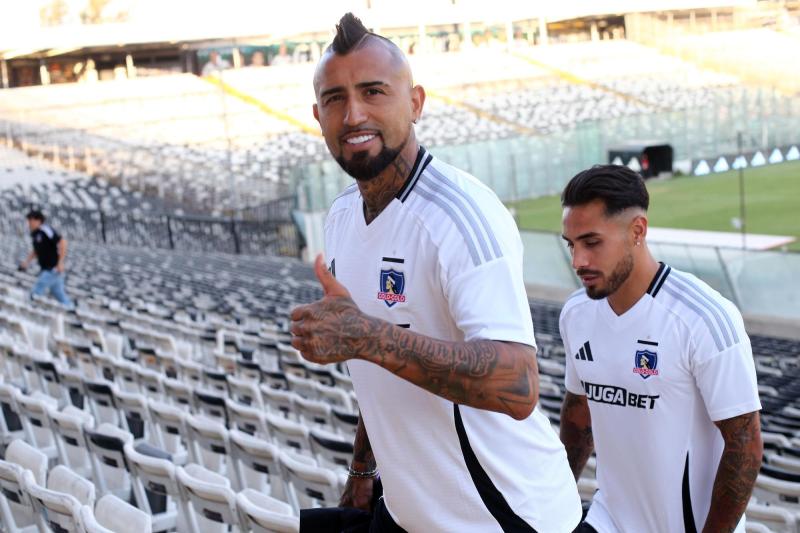 Arturo Vidal se encuentra entrenando diferenciado - Créditos: Photosport