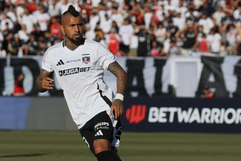 Arturo Vidal podría volver contra O'Higgins - Créditos: Photosport