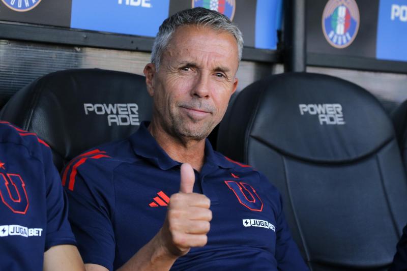 Gustavo Álvarez no dejó espacio a dudas al contestar sobre una eventual ausencia suya - Créditos: Photosport