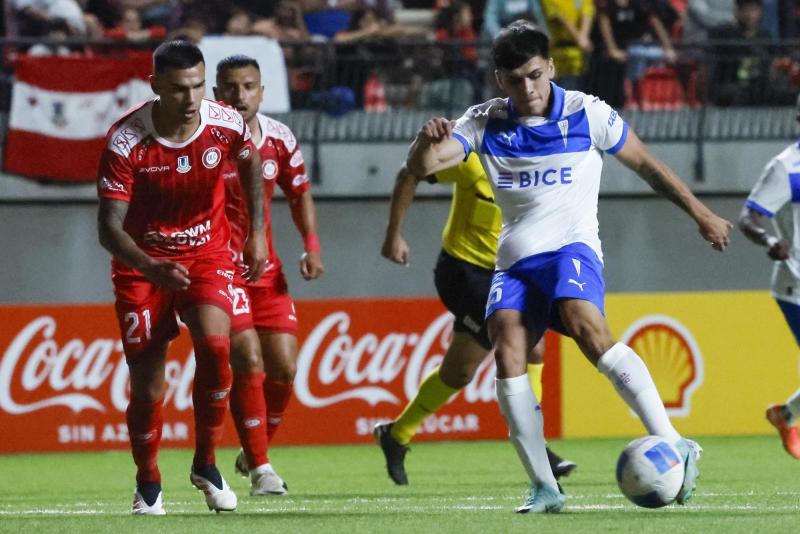 Photosport - La UC busca un triunfo en el debut por el Campeonato Nacional 2025