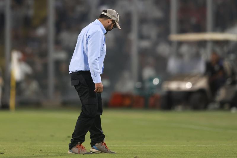 Photosport - Colo Colo tomó una decisión por el mal estado de la cancha del Estadio Monumental
