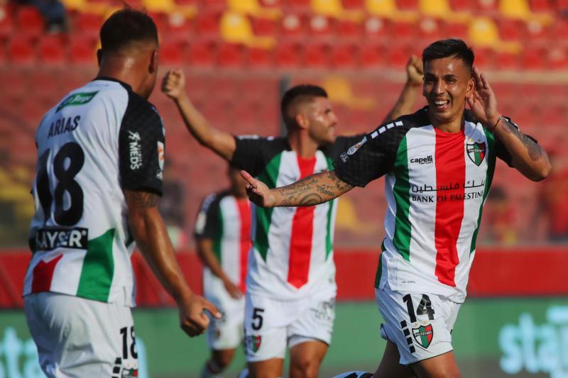 Joe Abrigo marcó triplete frente a Unión Española - Créditos: Photosport