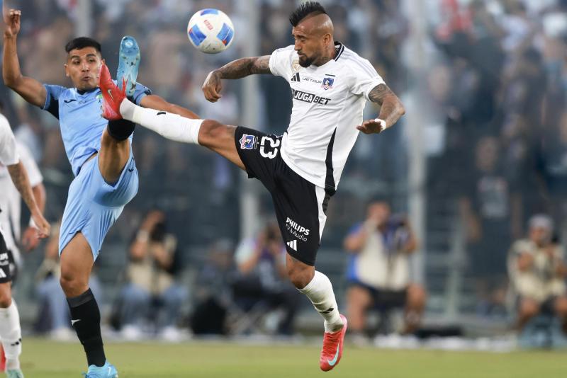 Photosport - Arturo Vidal salió lesionado en Colo Colo