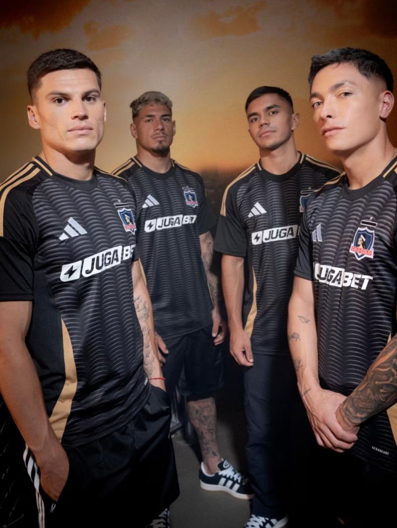 Adidas - La camiseta alternativa de Colo Colo 2025