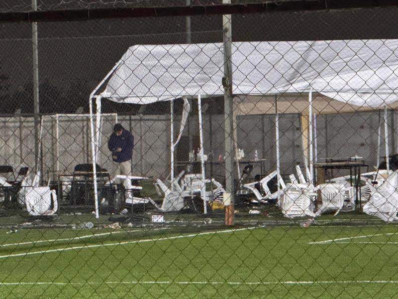 T13 - Una persona muerta y otras dos heridas en complejo deportivo en San Bernardo