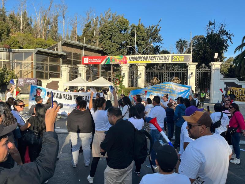 Qué se sabe del caso de Felipe Ramírez, el hombre por el que claman justicia en la antesala a gala del Festival de Viña