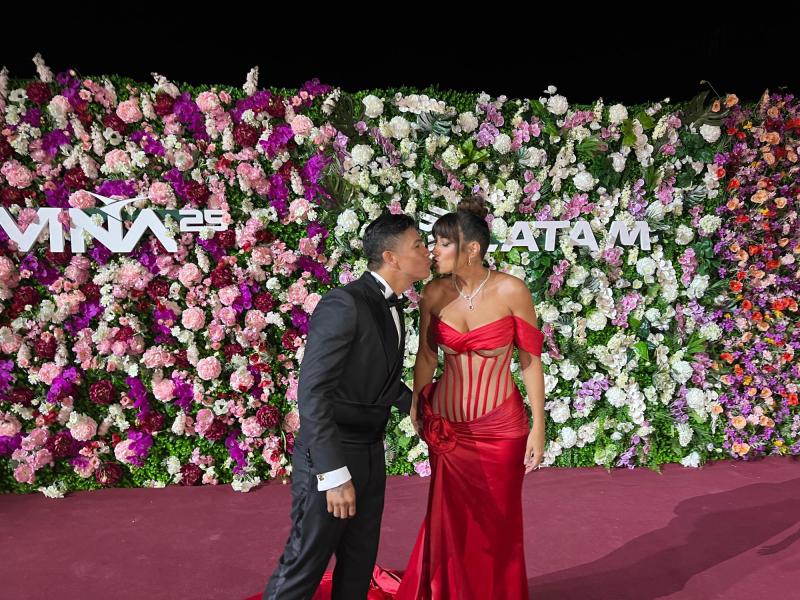 T13 - Yamila Reyna y Américo