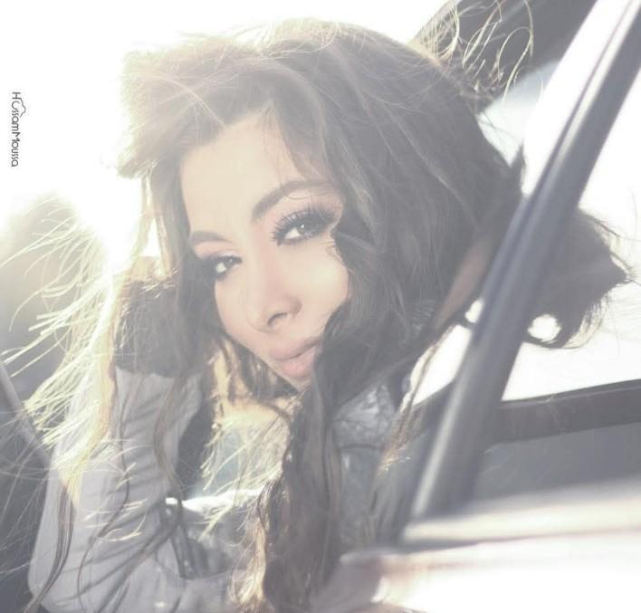 Instagram - Angy Morad