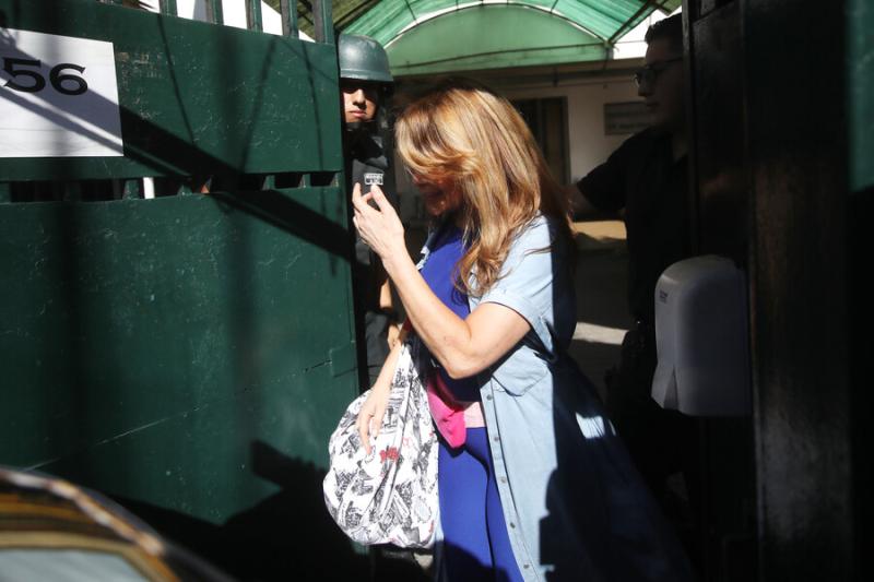 ATON - Cathy Barriga