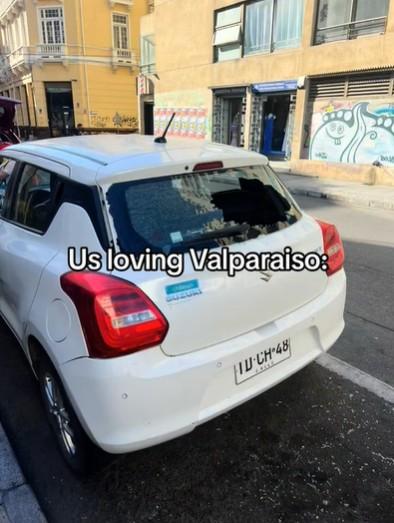 La terrible experiencia de pareja de noruegos en Valparaíso: A los 5 minutos de llegar sufrieron millonario robo