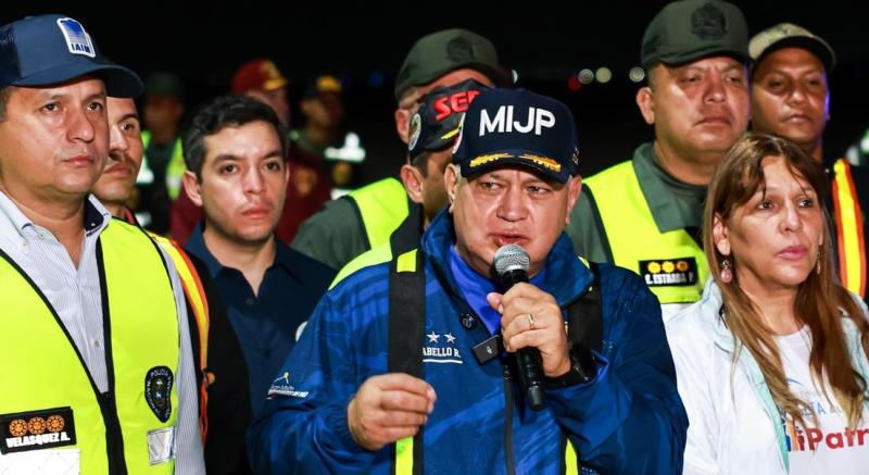 Venezuela: llega avión con 175 migrantes deportados por EEUU