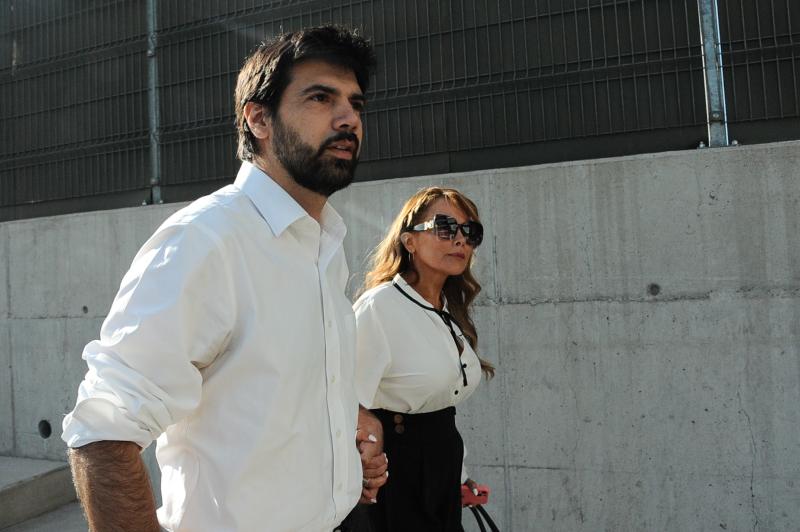 Agencia Uno - Joaquín Lavín León y Cathy Barriga