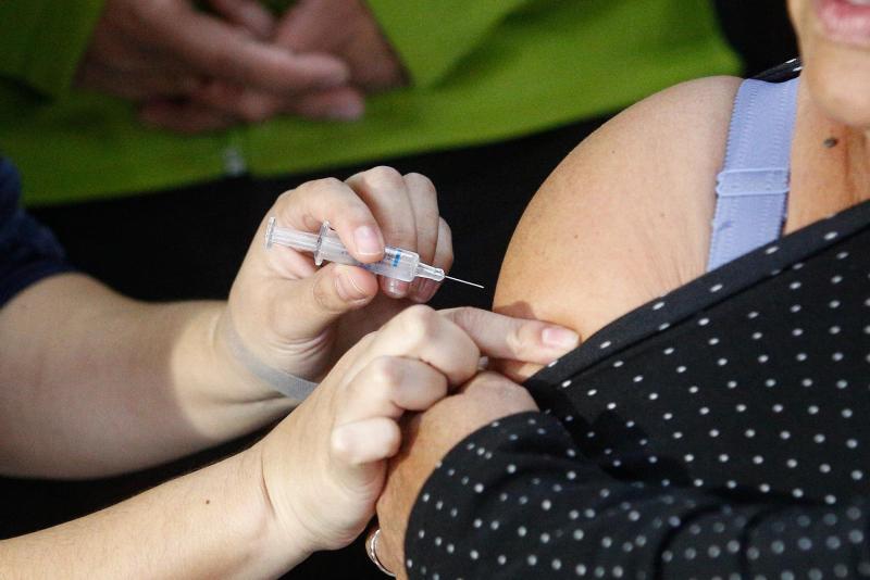 Agencia Uno - Vacunación contra la influenza (referencial)