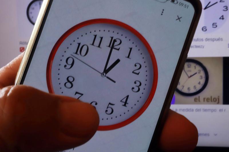 Agencia Uno - Cambio de hora