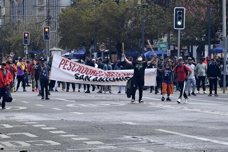 Agencia Uno - Protestas de pescadores en Valparaíso