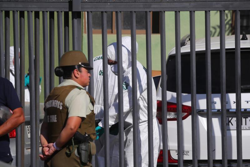 Detenidos por error tras balacera en Ñuñoa fueron fotografiados - Aton