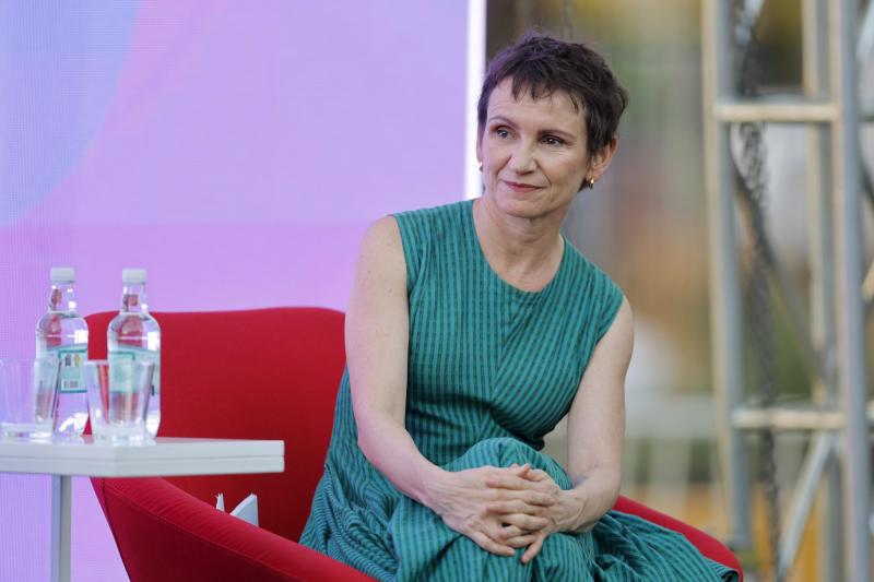 Aton - Aton - Tohá participa en diálogo ciudadano en Renca