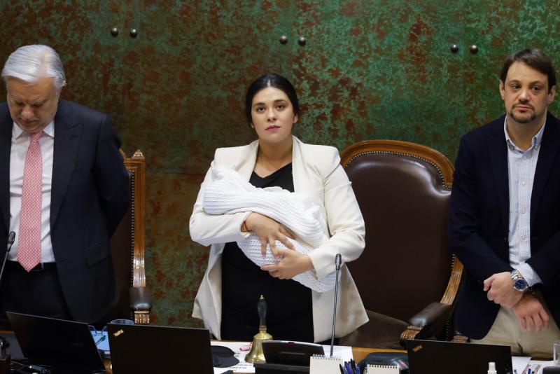 ATON - Karol Cariola