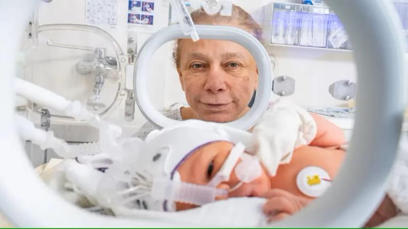 "Nunca usé anticonceptivos": El impactante caso de la mujer de 66 años que dio a luz a su décimo hijo | RRSS