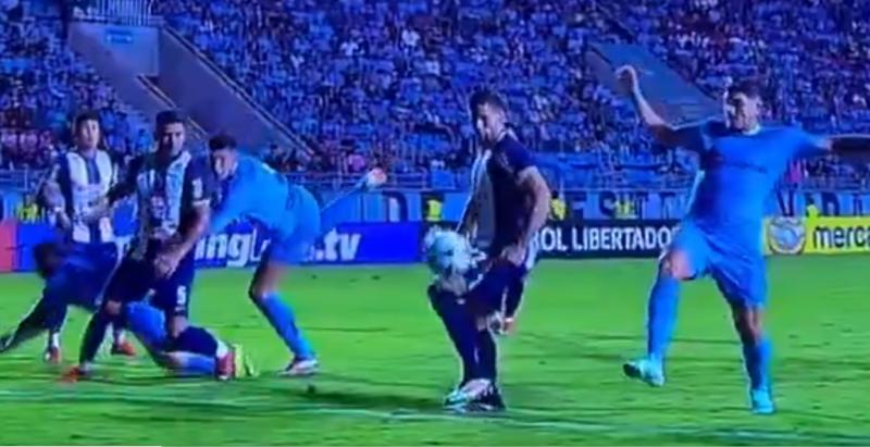 Deportes Iquique y Alianza Lima por Copa Libertadores: Créditos: Photosport