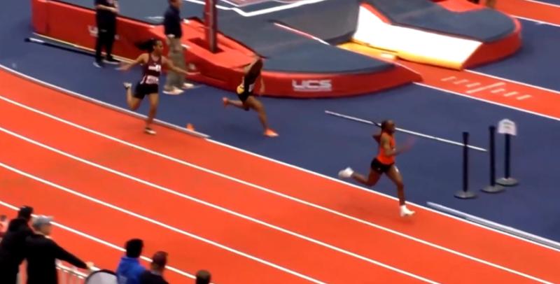 Atleta golpea a su rival y le causa una conmoción cerebral en plena carrera - Captura de pantalla WSET ABC 13