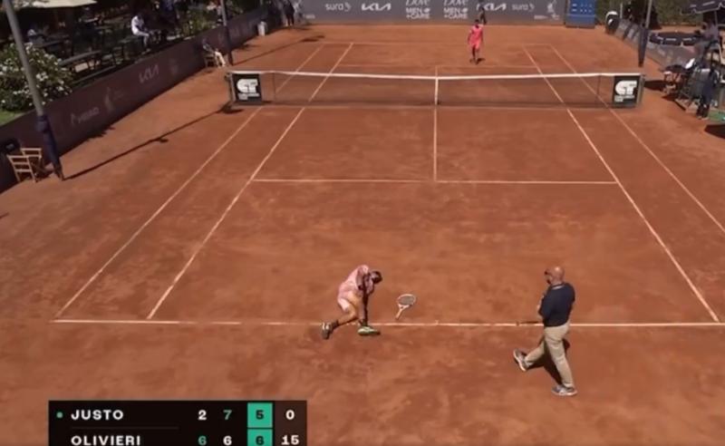 Guido Justo se desplomó en el Challenger de Santiago - Créditos: ATPChallenger