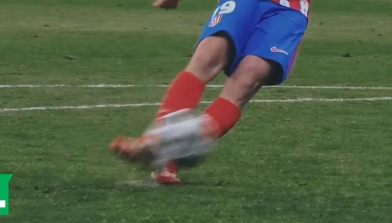 Penal de Julián Álvarez para el Atlético de Madrid no fue válido - Créditos: Captura TNT Sports