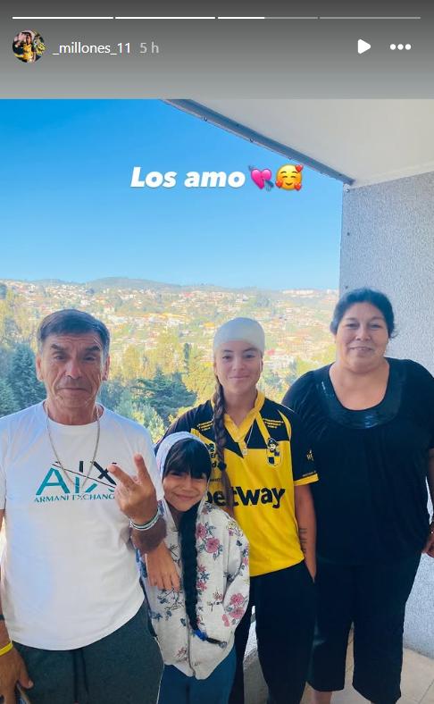 Natsumy Millones junto a su familia - Créditos: Captura Instagram