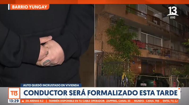 T13 - Conductor ebrio queda incrustado cpn su auto en edificio de Barrio Yungay