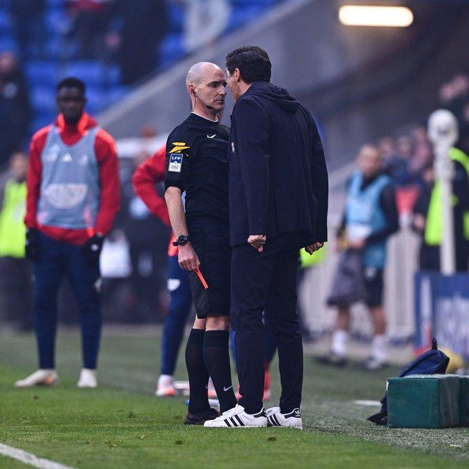 DT del Lyon castigado con 9 meses por pelea con juez - Créditos: Redes Sociales