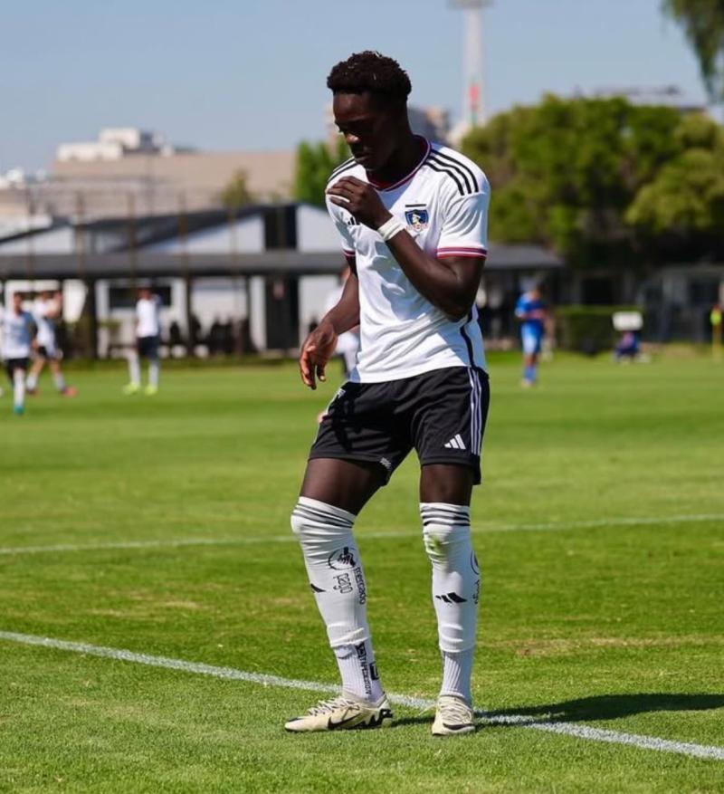 Manley Clerveaux sumaría sus primeros minutos en Colo Colo este fin de semana - Créditos: X