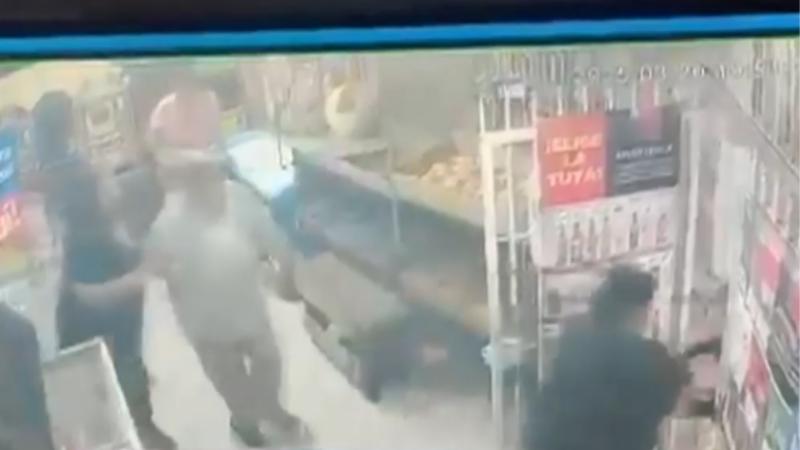 T13 - Enfrentamiento entre delincuente y Carabineros en La Pintana