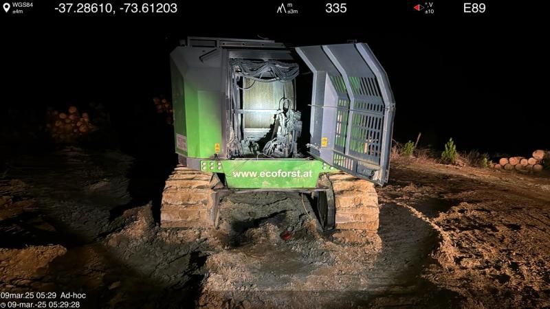 Maquinaria destruida en ataque incendiario