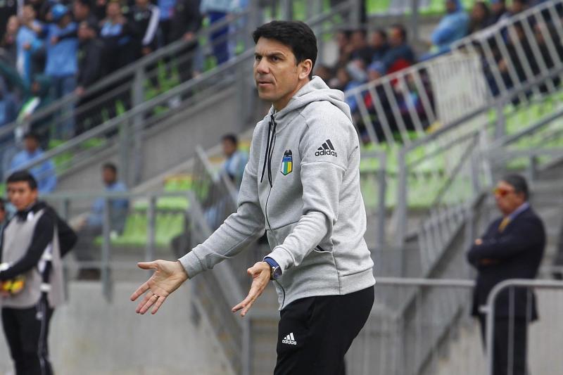 Mauricio Larriera vuelve al fútbol chileno como DT de Everton - Créditos: Photosport