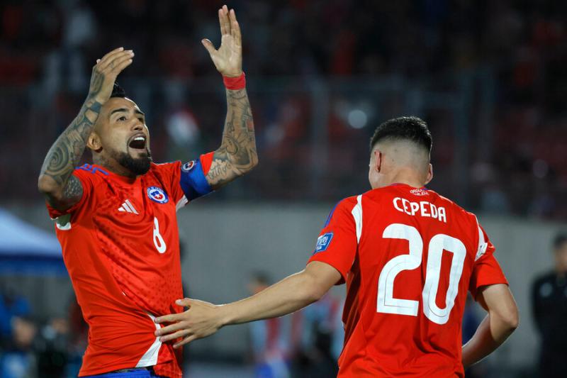 La arenga de Arturo Vidal previo al duelo de Chile - Créditos: Photosport