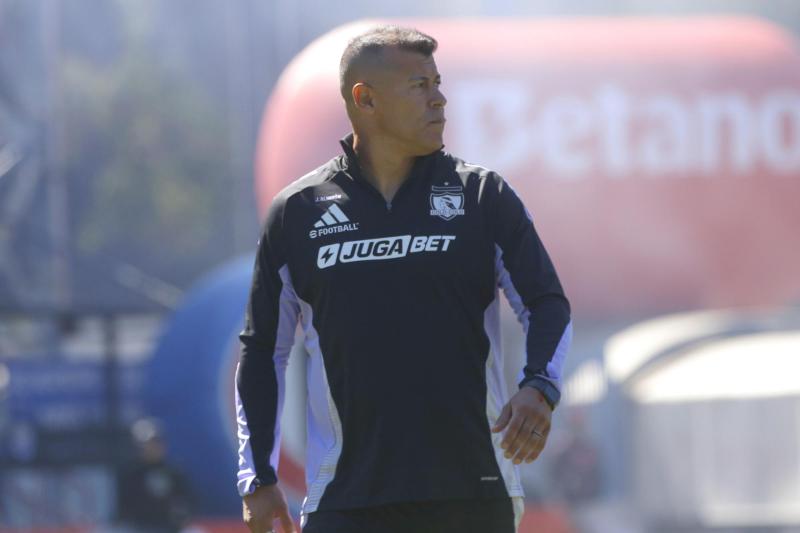 Photosport - Jorge Almirón prepara cambios en Colo Colo