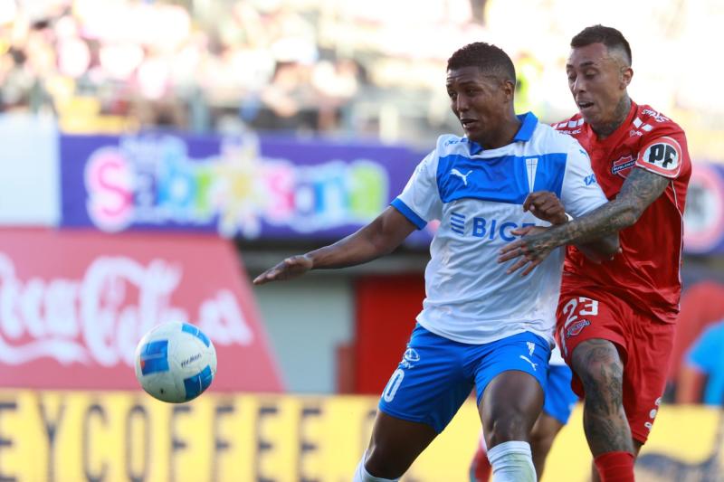 U Católica derrotó a Ñublense en Chillán - Créditos: Photosport