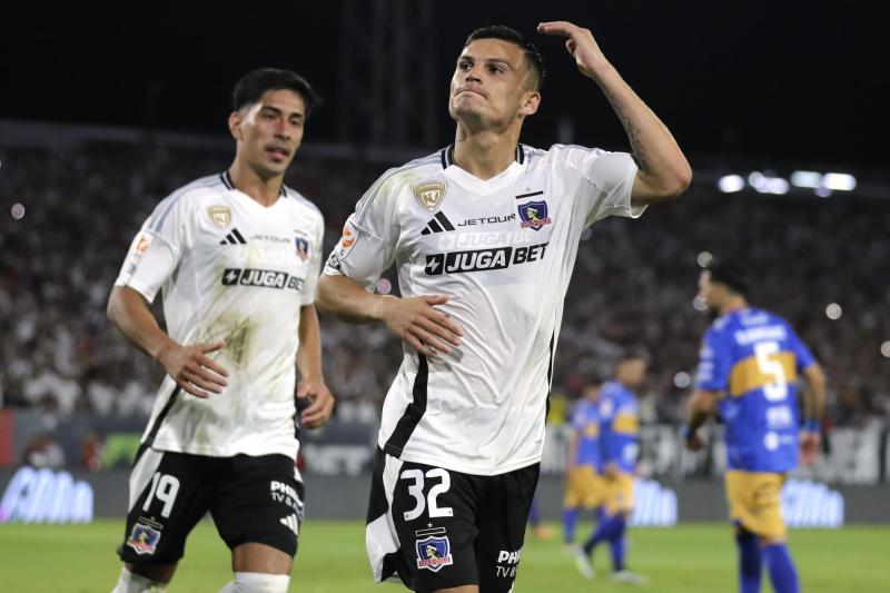 Colo Colo enfrentará a Real Valladolid en un simbólico duelo - Créditos: Photosport
