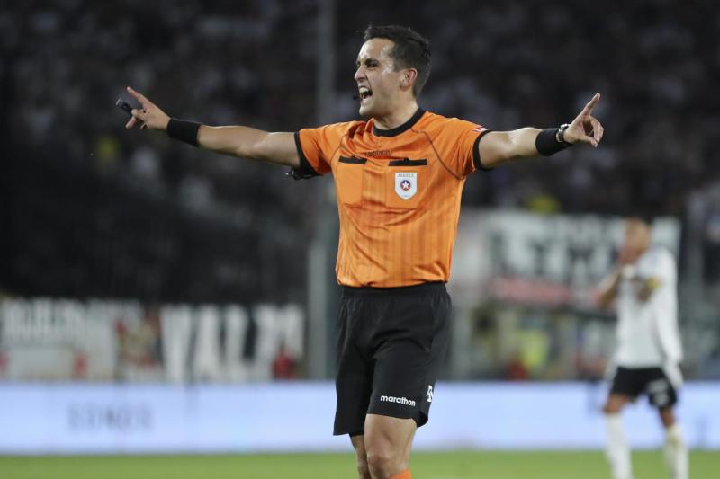 Photosport - Colo Colo podría ser sancionado tras la victoria ante Everton