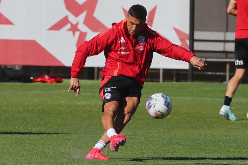 Guarello comentó la nueva lesión de Alexis Sánchez - Créditos: Photosport