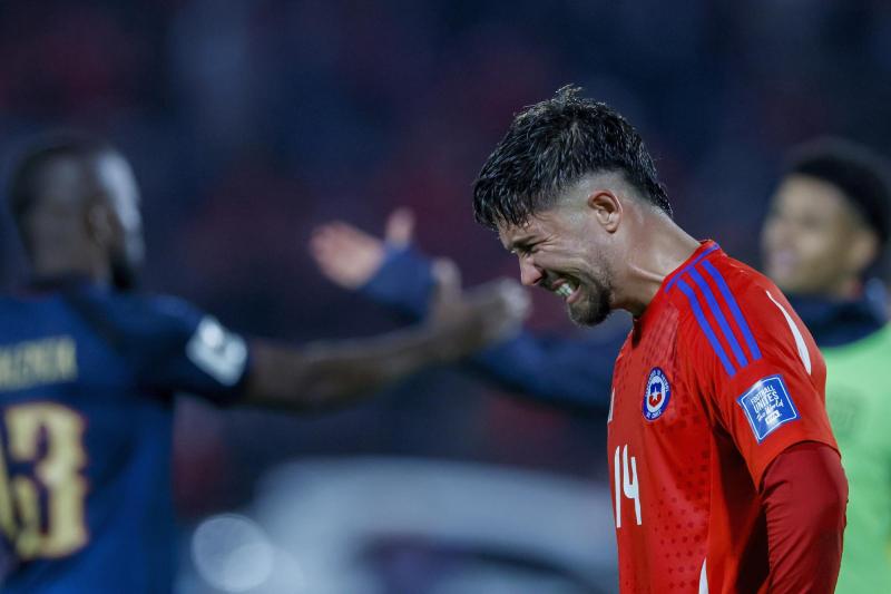 Photosport - Felipe Loyola rompió en llanto tras el empate de la Roja con Ecuador