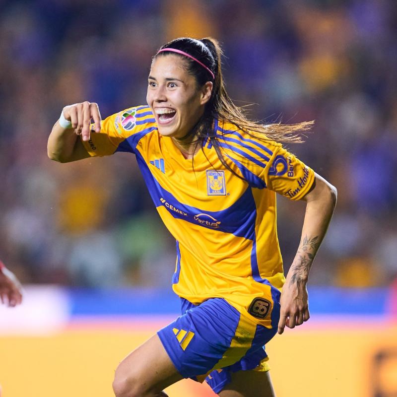 Lizbeth Ovalle marcó gol impresionante para Tigres - Créditos: @TigresFemenil