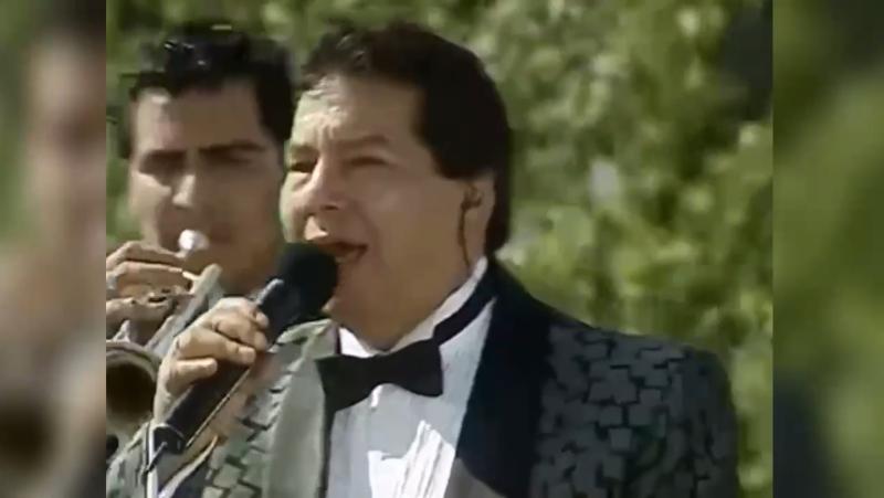 Canal 13 - El cameo de Tommy Rey en la teleserie "Brujas"