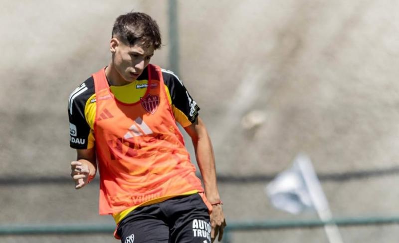 Instagram - Iván Román