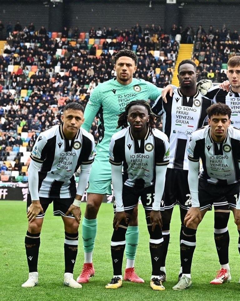 Instagram @udinesecalcio - Alexis Sánchez jugó solo un tiempo contra Hellas Verona