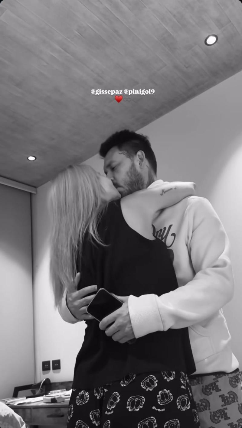 Instagram - Mauricio Pinilla y Gissella Gallardo